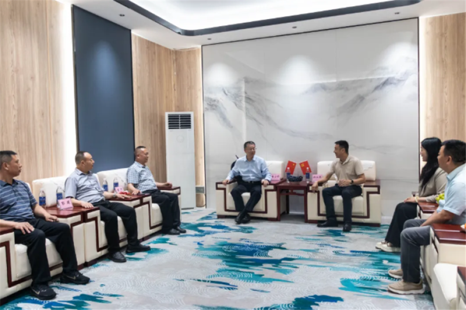 中国建筑材料流通协会照明电气专业委员会汇报研讨会在广东江门顺利召开