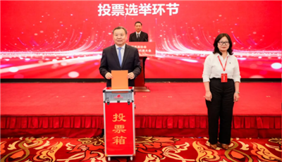 中国家具协会第八次会员代表大会在京召开，乐从镇政府及家具城商会代表出席大会